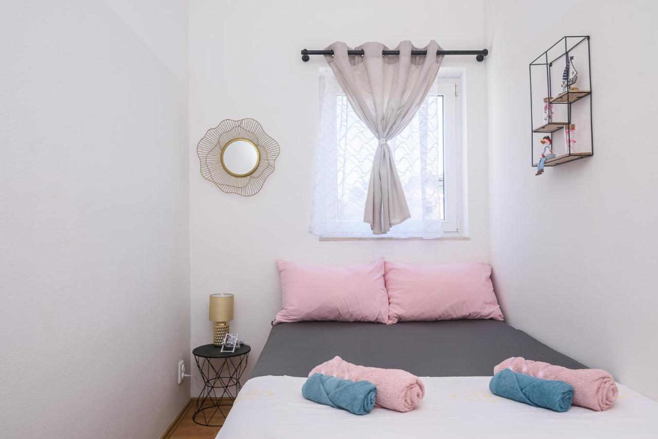 Vikeli Apartamento Trogir Exterior foto